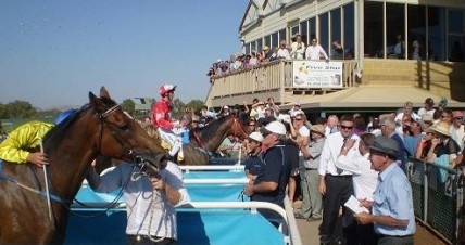 New country focused website is a great promotion for racing throughout our state.
